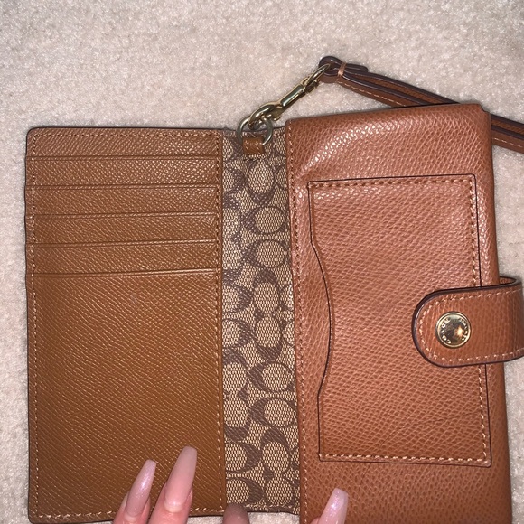 Coach Wallet - Picture 2 of 3